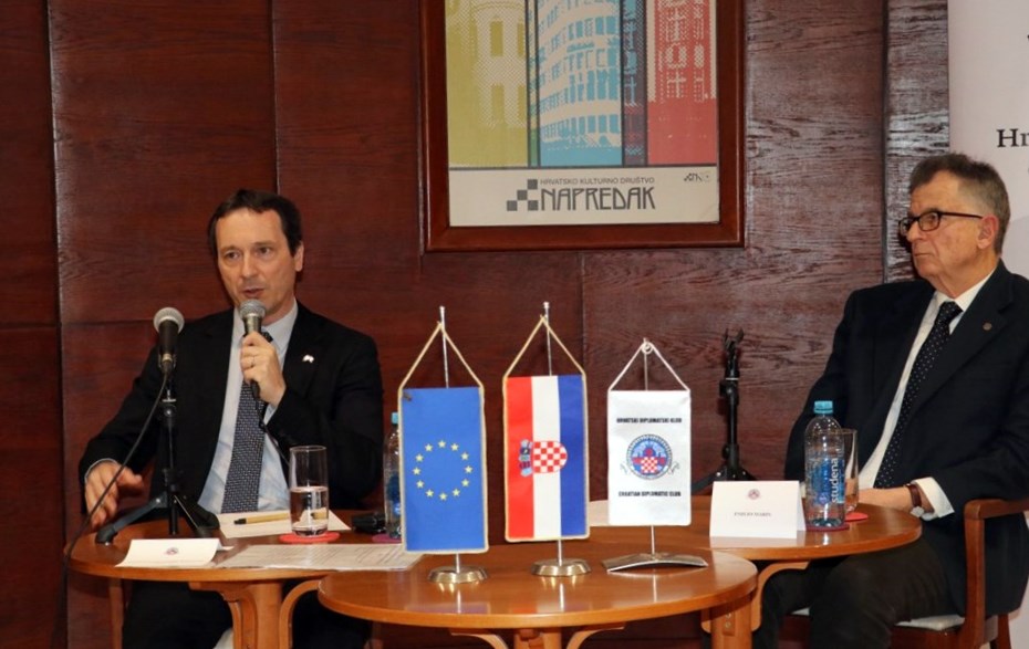 Diplomacija u izgradnji partnerstava i koalicija